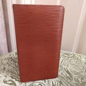 Gorgeous Vintage Louis Vuitton Credit Epi Wallet